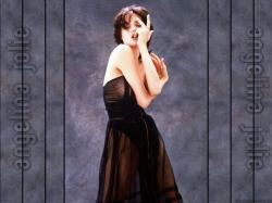 Angelina Jolie wpV