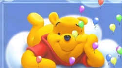 Cloudy Pooh Active Wallpaper